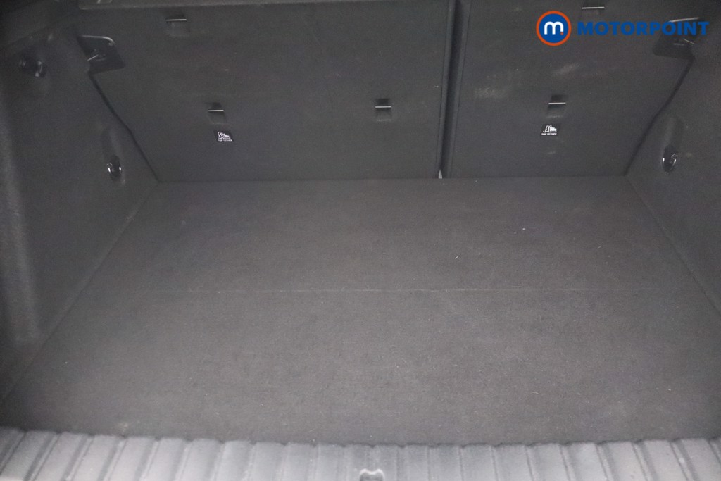 BMW 1 Series SE Manual Diesel Hatchback - Stock Number (1656078) - 5th supplementary image