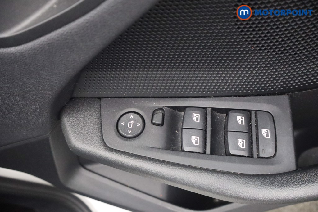 BMW 1 Series SE Manual Diesel Hatchback - Stock Number (1656078) - 10th supplementary image