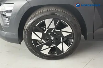 Hyundai Kona Ultimate Manual Petrol SUV - Stock Number (1656637) - 44th supplementary image
