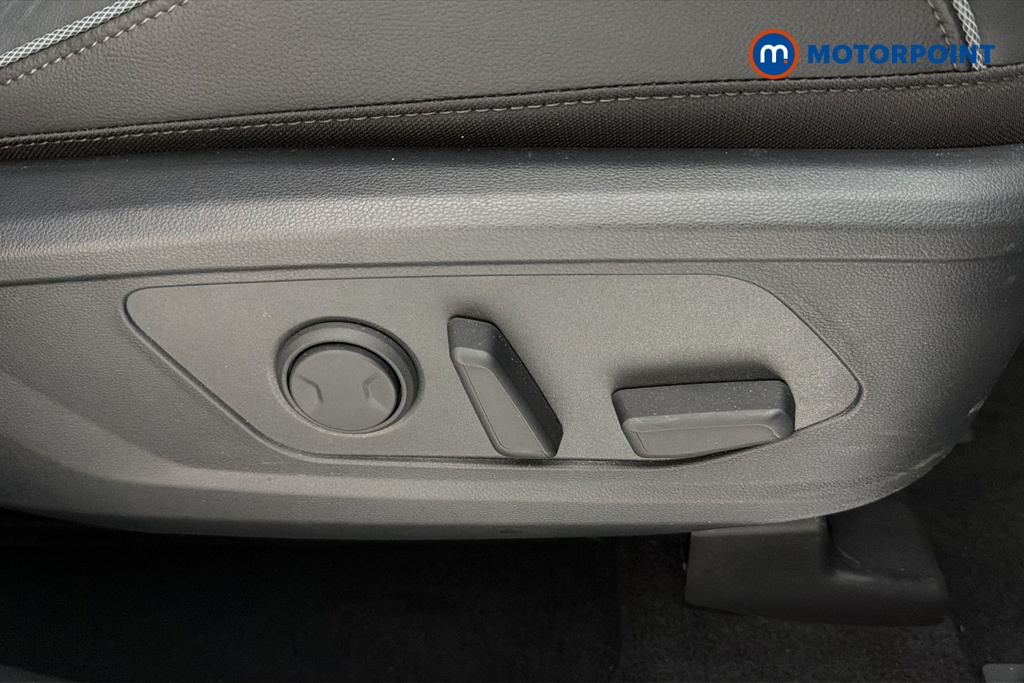 Hyundai Tucson Ultimate Automatic Petrol Plug-In Hybrid SUV - Stock Number (1657428) - 23rd supplementary image