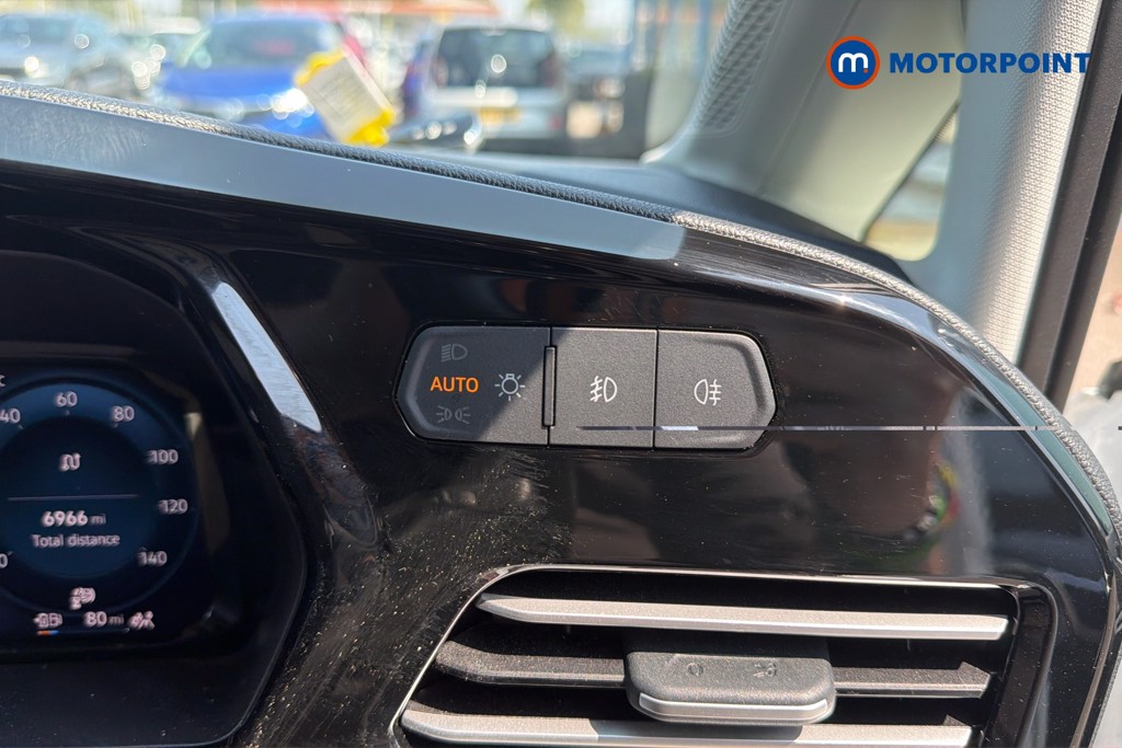 Ford Transit Connect Limited Automatic Petrol Plug-In Hybrid Panel Van - Stock Number (1657942) - 18th supplementary image
