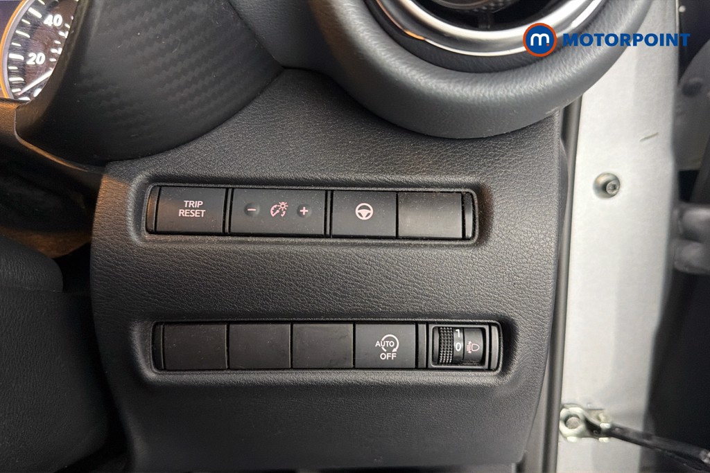 Nissan Juke Tekna Manual Petrol SUV - Stock Number (1658105) - 18th supplementary image