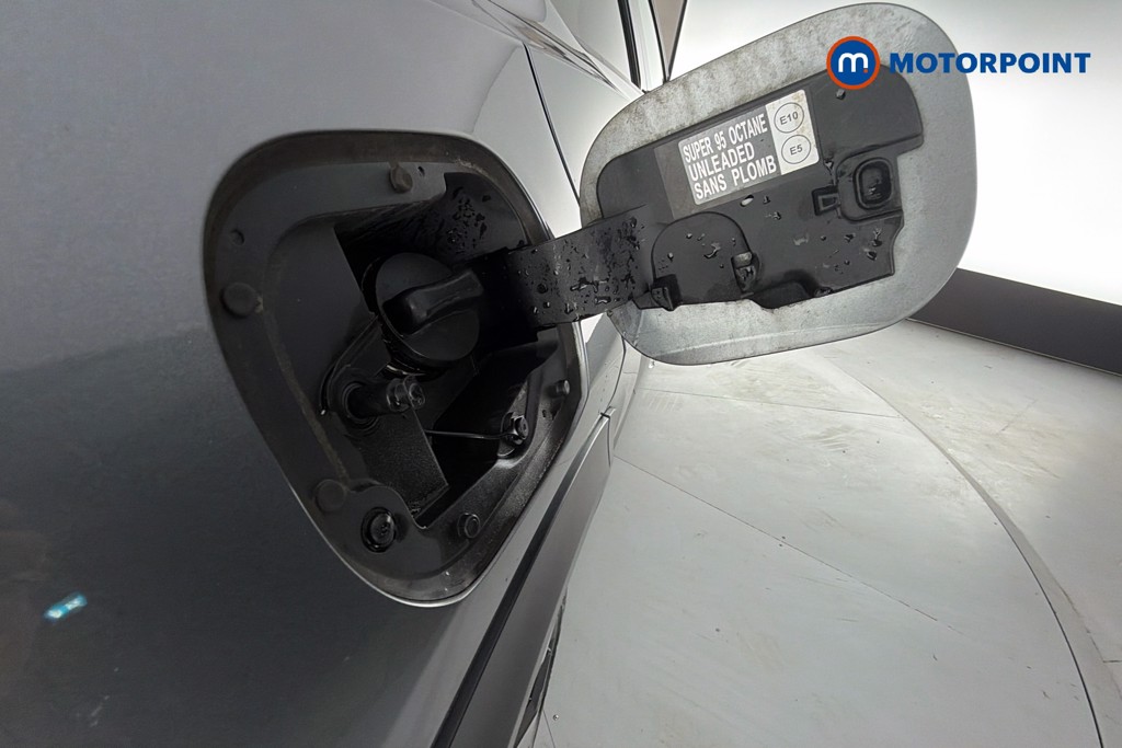 Nissan Juke Tekna Manual Petrol SUV - Stock Number (1658105) - 41st supplementary image