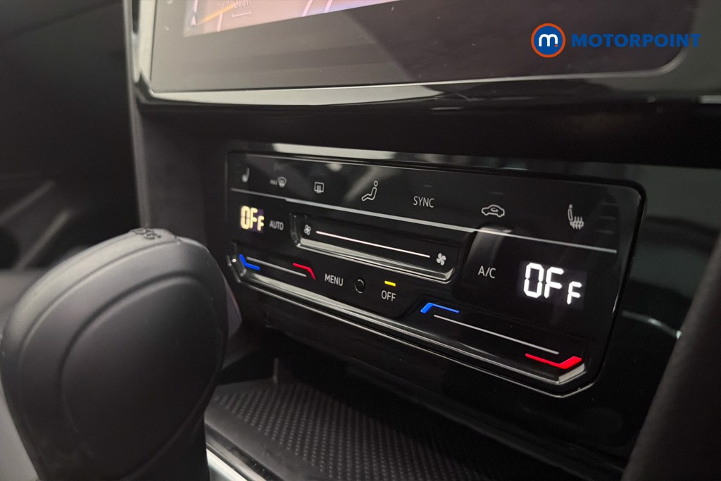 Volkswagen Passat Gte Advance Automatic Petrol Plug-In Hybrid Estate - Stock Number (1658303) - 12th supplementary image
