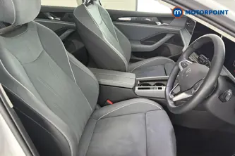 Volkswagen Passat Life Automatic Petrol Plug-In Hybrid Estate - Stock Number (1658409) - 22nd supplementary image