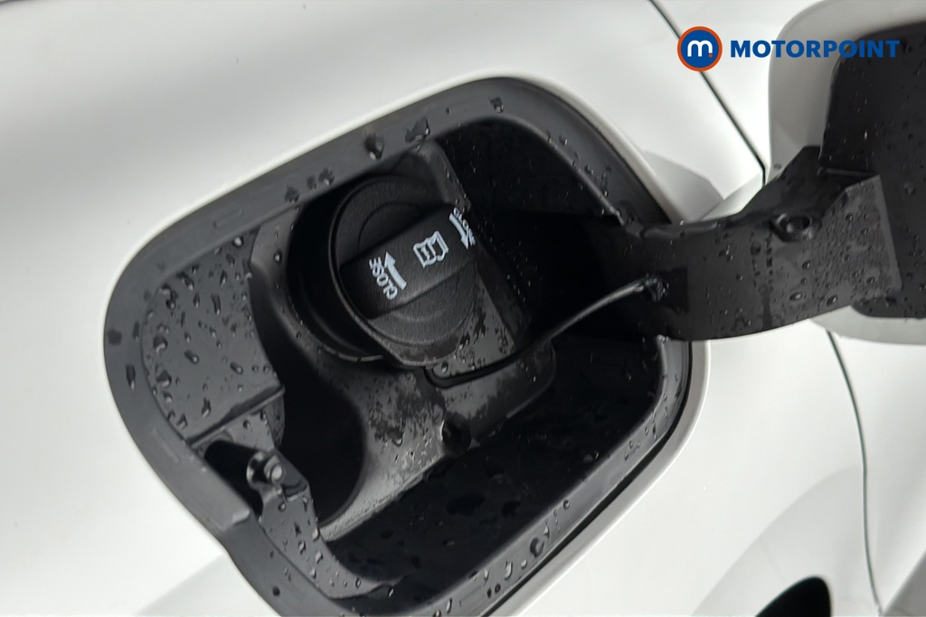 Volkswagen Passat Life Automatic Petrol Plug-In Hybrid Estate - Stock Number (1658409) - 41st supplementary image