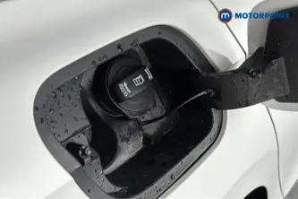 Volkswagen Passat Life Automatic Petrol Plug-In Hybrid Estate - Stock Number (1658409) - 41st supplementary image