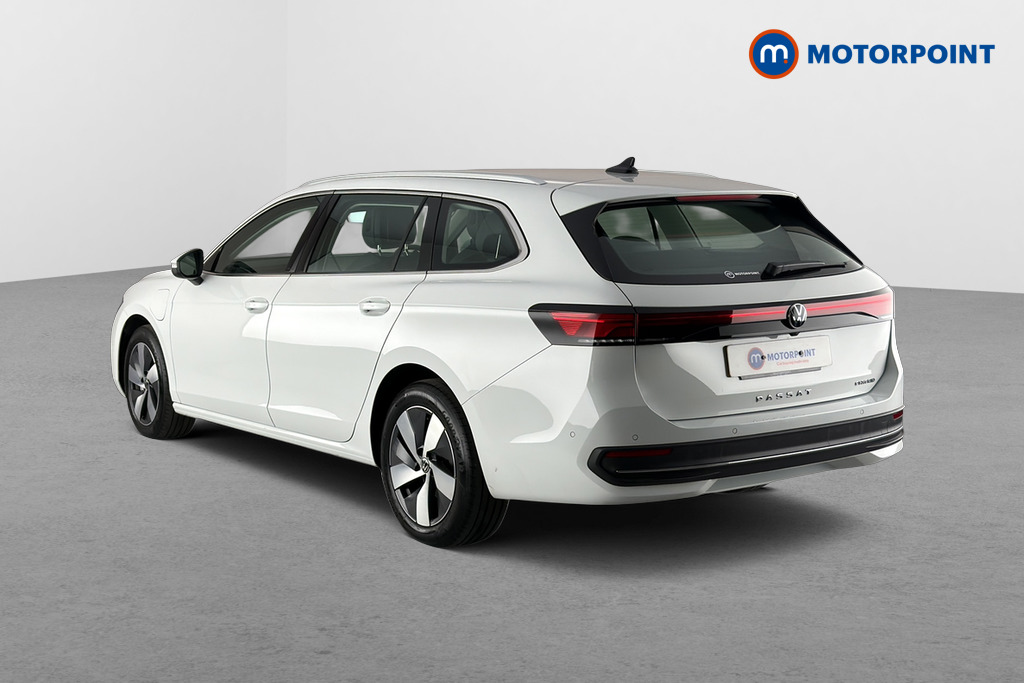 Volkswagen Passat Life Automatic Petrol Plug-In Hybrid Estate - Stock Number (1658409) - Drivers side rear corner