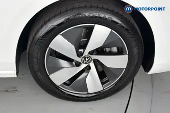 Volkswagen Passat Life Automatic Petrol Plug-In Hybrid Estate - Stock Number (1658409) - 47th supplementary image