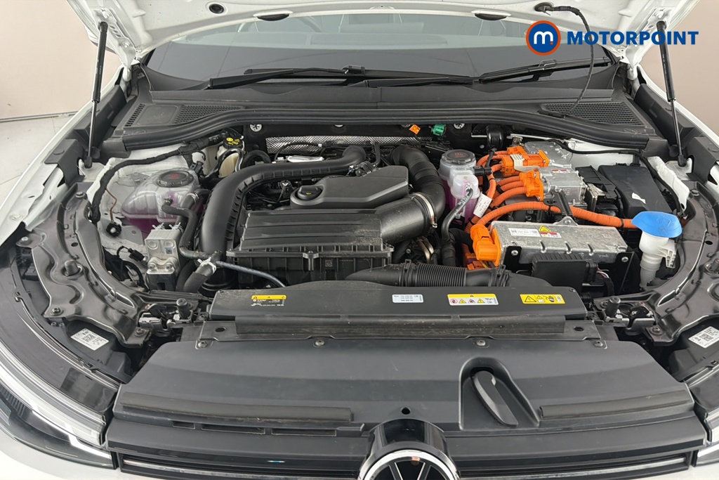 Volkswagen Passat Life Automatic Petrol Plug-In Hybrid Estate - Stock Number (1658409) - 48th supplementary image