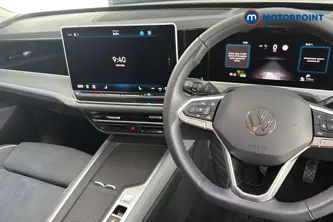 Volkswagen Passat Life Automatic Petrol Plug-In Hybrid Estate - Stock Number (1658409) - 1st supplementary image