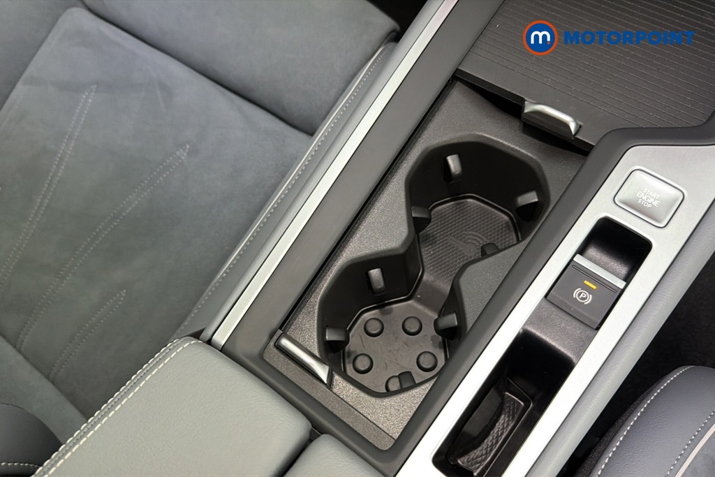 Volkswagen Passat Life Automatic Petrol Plug-In Hybrid Estate - Stock Number (1658410) - 16th supplementary image