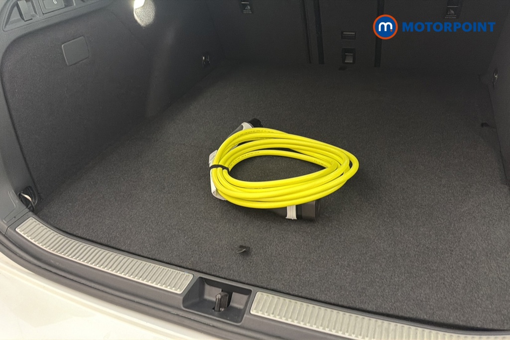 Volkswagen Passat Life Automatic Petrol Plug-In Hybrid Estate - Stock Number (1658410) - 34th supplementary image