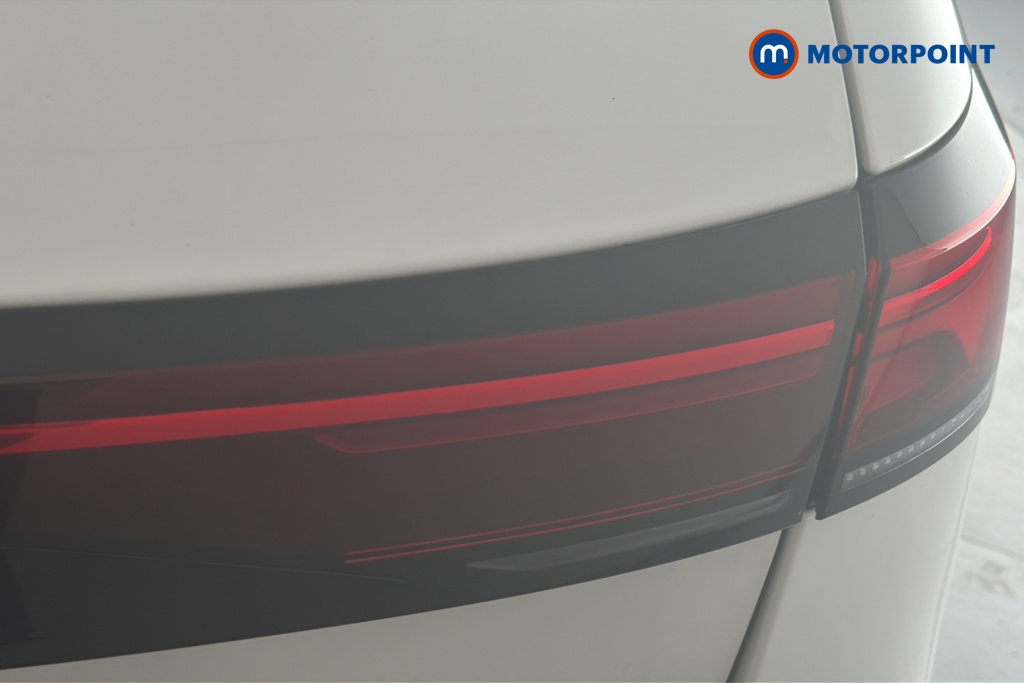 Volkswagen Passat Life Automatic Petrol Plug-In Hybrid Estate - Stock Number (1658410) - 36th supplementary image