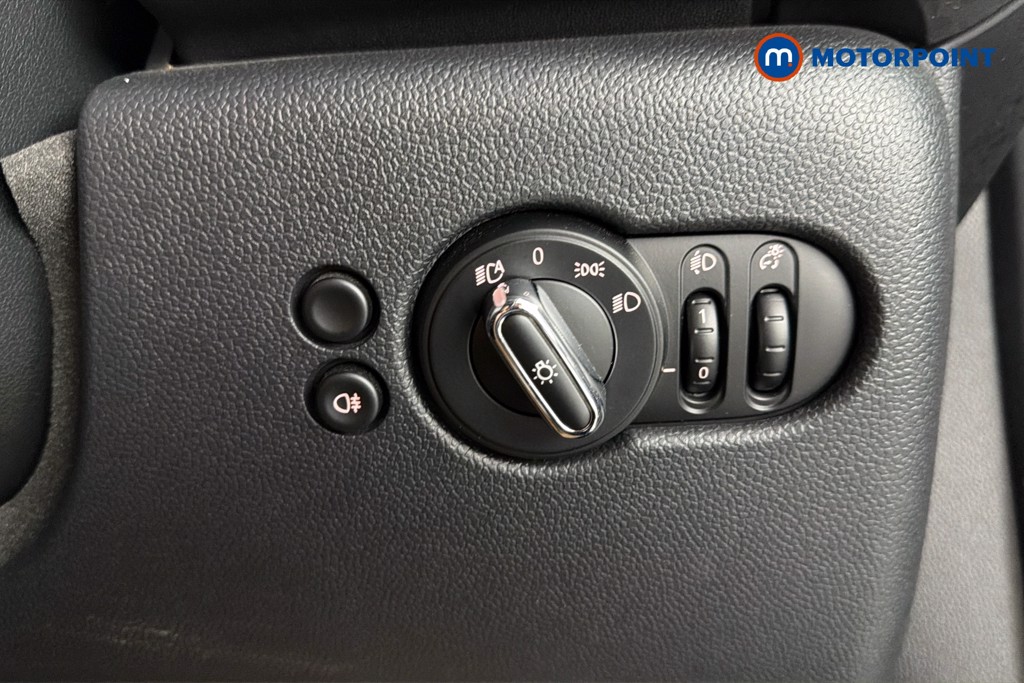 Mini Hatchback Cooper Classic Automatic Petrol Hatchback - Stock Number (1658539) - 18th supplementary image
