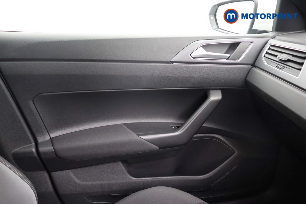 Volkswagen Polo R-Line Automatic Petrol Hatchback - Stock Number (1658568) - 11th supplementary image
