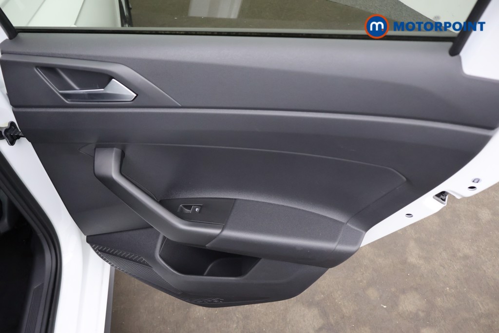 Volkswagen Polo R-Line Automatic Petrol Hatchback - Stock Number (1658568) - 17th supplementary image