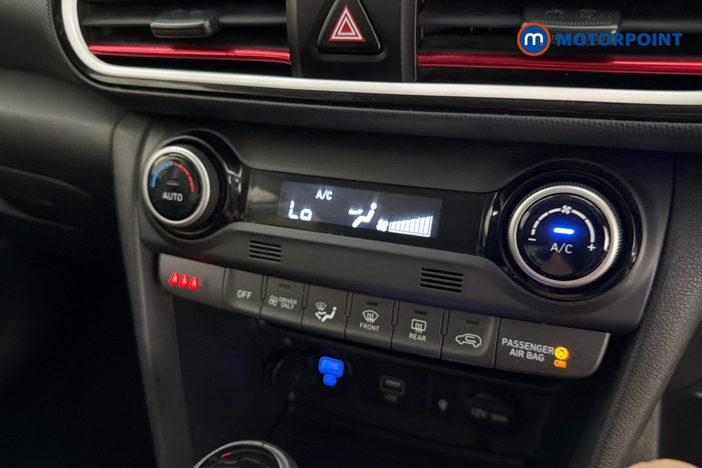 Hyundai Kona Premium Automatic Petrol-Electric Hybrid SUV - Stock Number (1658585) - 12th supplementary image
