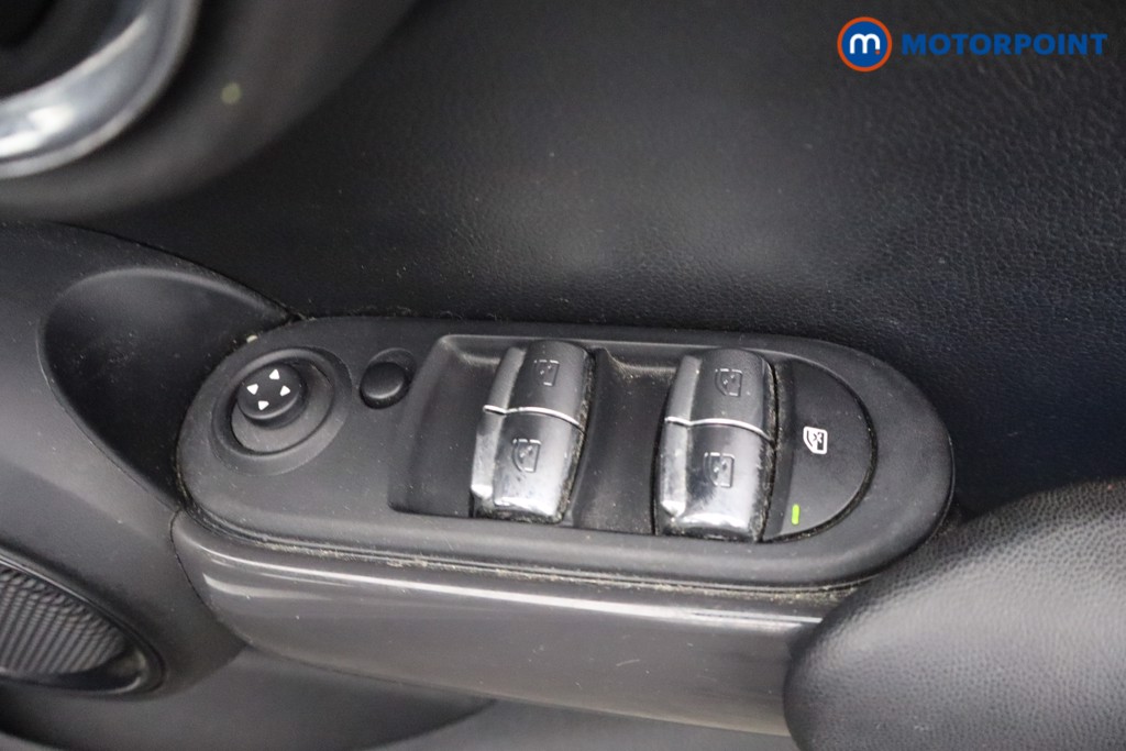 Mini Hatchback Cooper Classic Automatic Petrol Hatchback - Stock Number (1659066) - 9th supplementary image