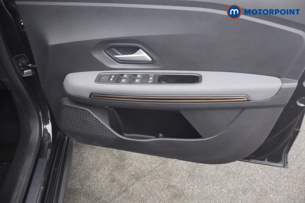 Dacia Sandero Stepway Extreme Manual Petrol Hatchback - Stock Number (1659453) - 9th supplementary image