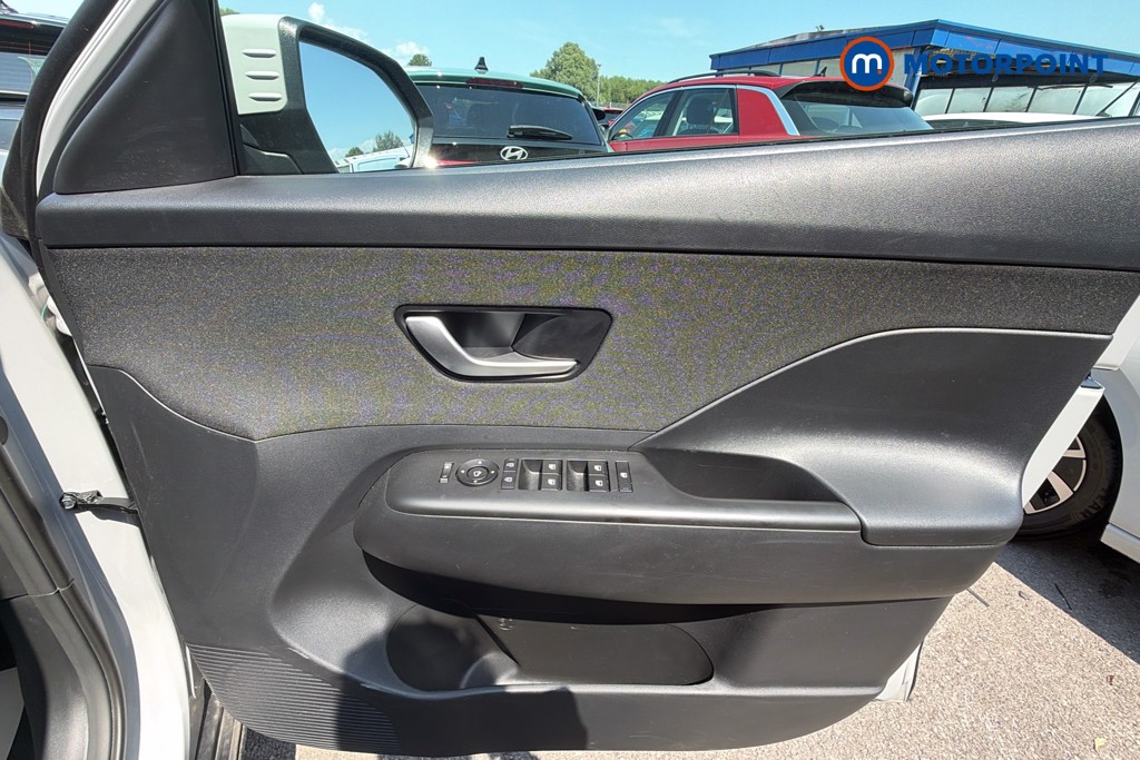 Hyundai Kona Advance Automatic Petrol-Electric Hybrid SUV - Stock Number (1659492) - 19th supplementary image