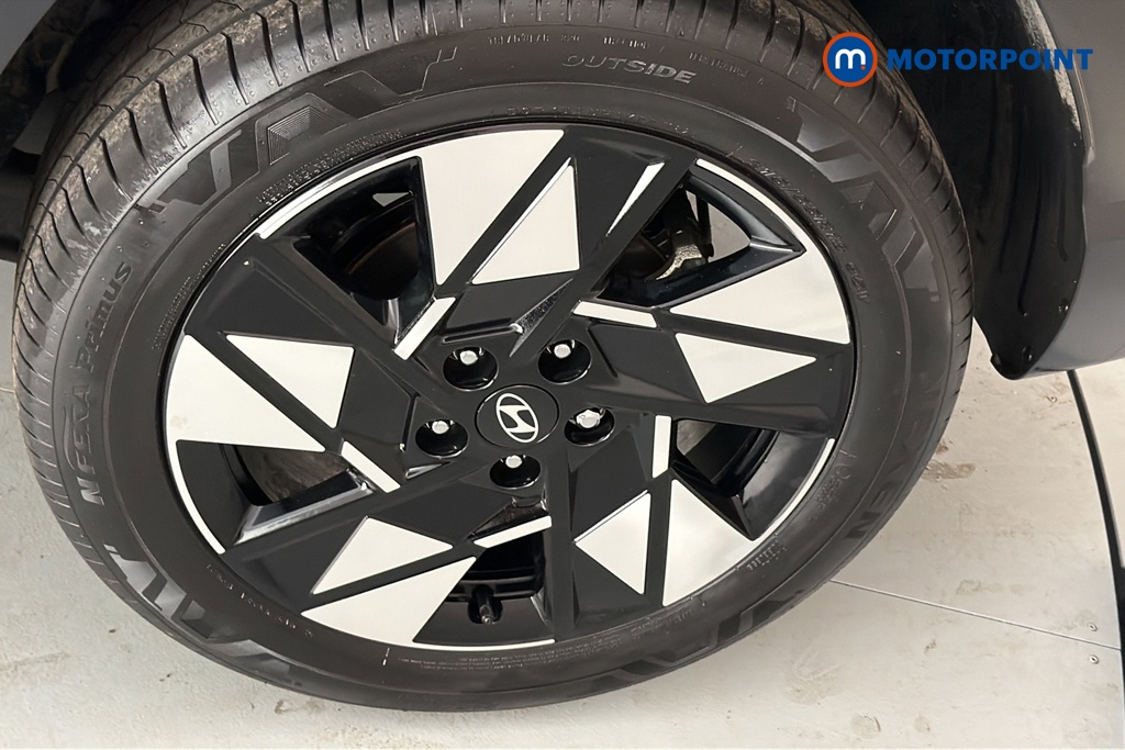 Hyundai Kona Advance Automatic Petrol-Electric Hybrid SUV - Stock Number (1659509) - 45th supplementary image