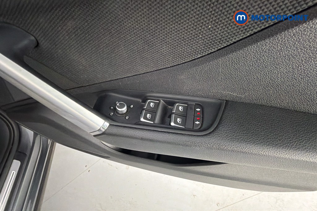 Audi Q2 S Line Automatic Petrol SUV - Stock Number (1659546) - 19th supplementary image