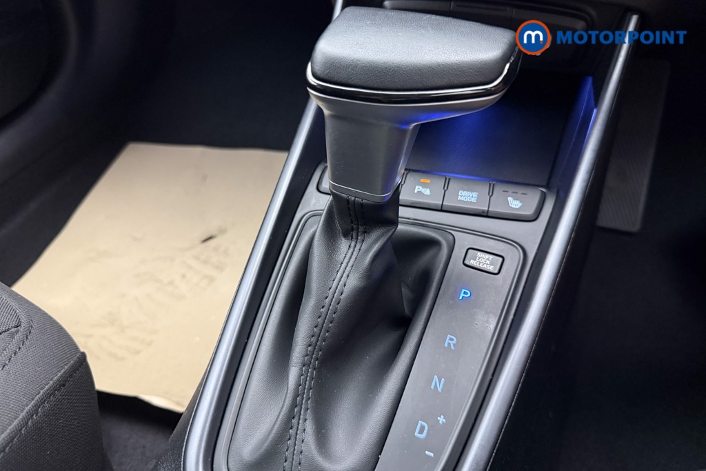 Hyundai I20 Premium Automatic Petrol Hatchback - Stock Number (1659563) - 16th supplementary image