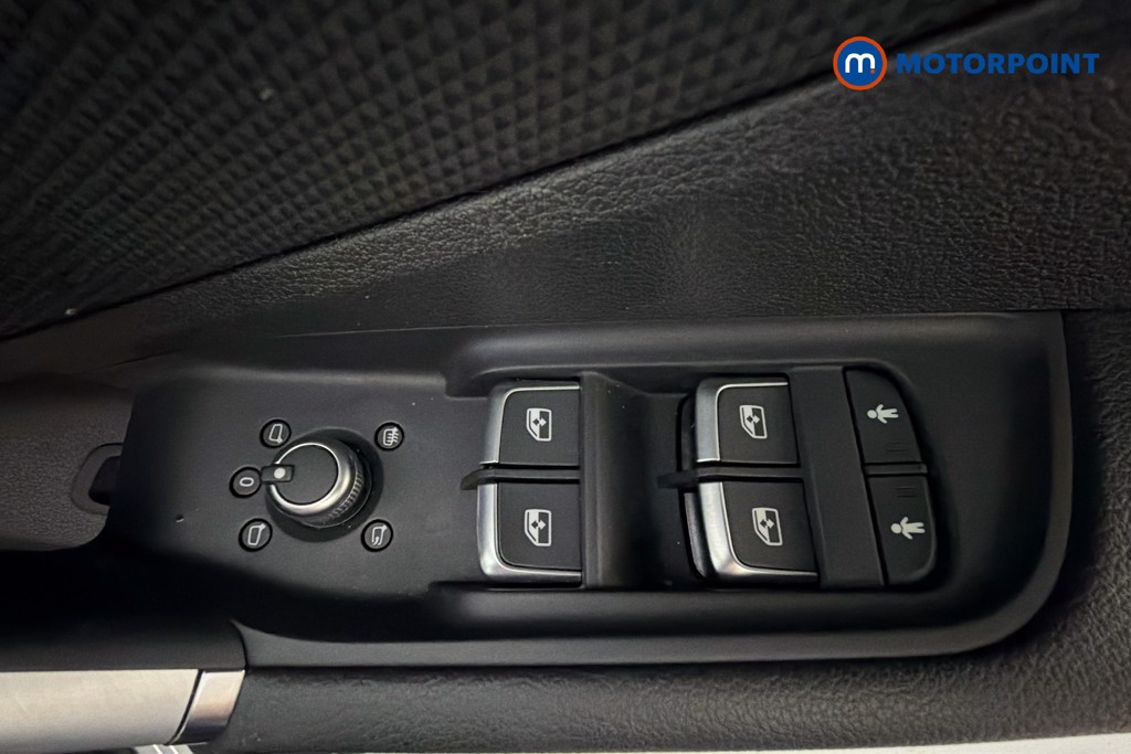 Audi Q2 S Line Manual Petrol SUV - Stock Number (1659956) - 20th supplementary image