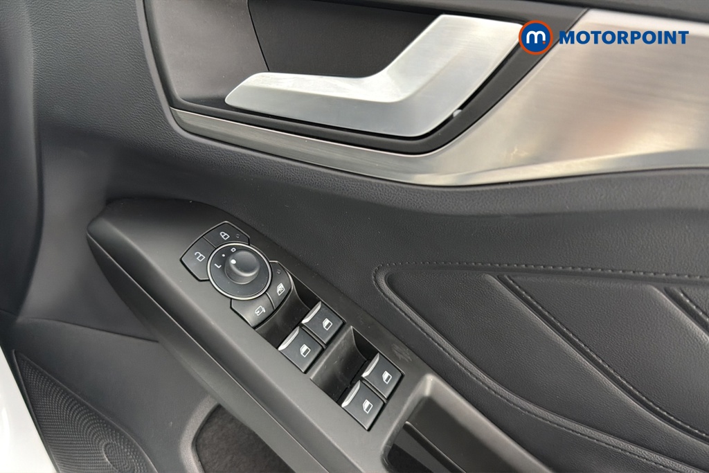 Ford Focus Titanium X Automatic Petrol Estate - Stock Number (1660178) - 19th supplementary image