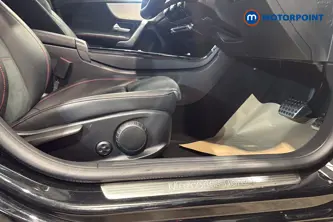 Mercedes-Benz A Class Amg Line Automatic Diesel Hatchback - Stock Number (1660244) - 24th supplementary image