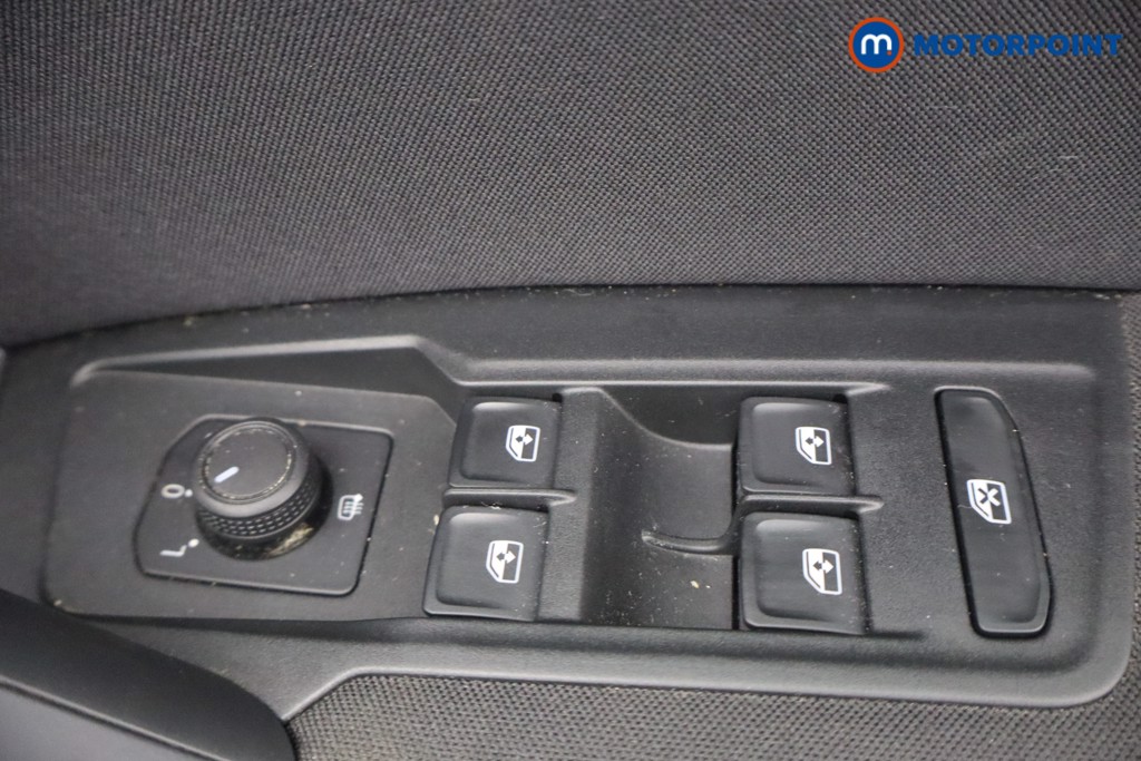 Volkswagen Tiguan Life Automatic Petrol SUV - Stock Number (1660269) - 11th supplementary image