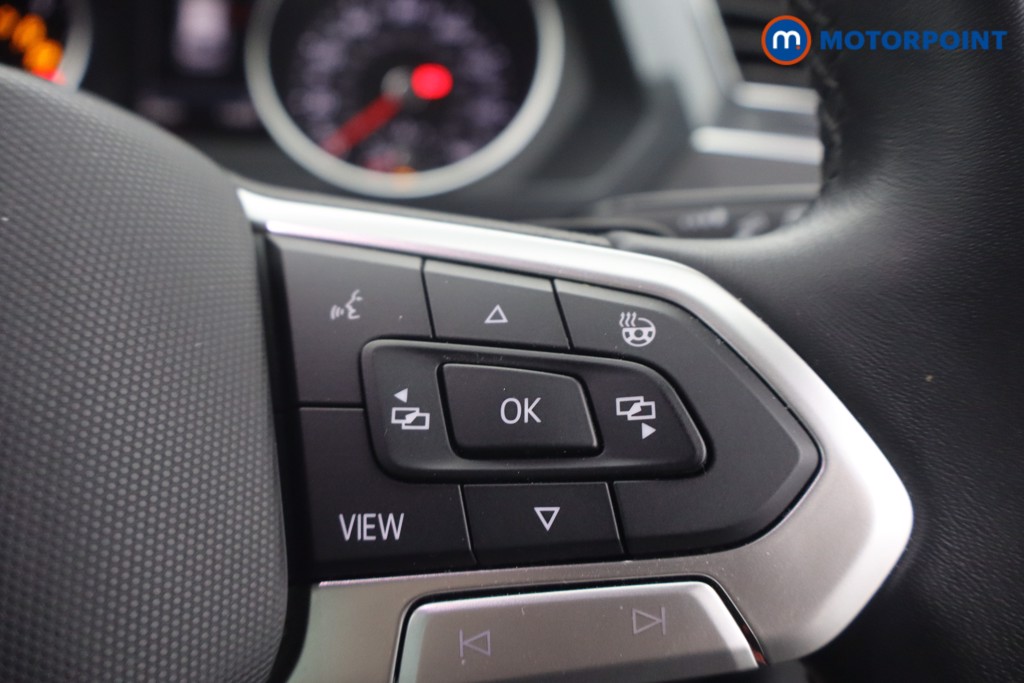 Volkswagen Tiguan Life Automatic Petrol SUV - Stock Number (1660269) - 13th supplementary image