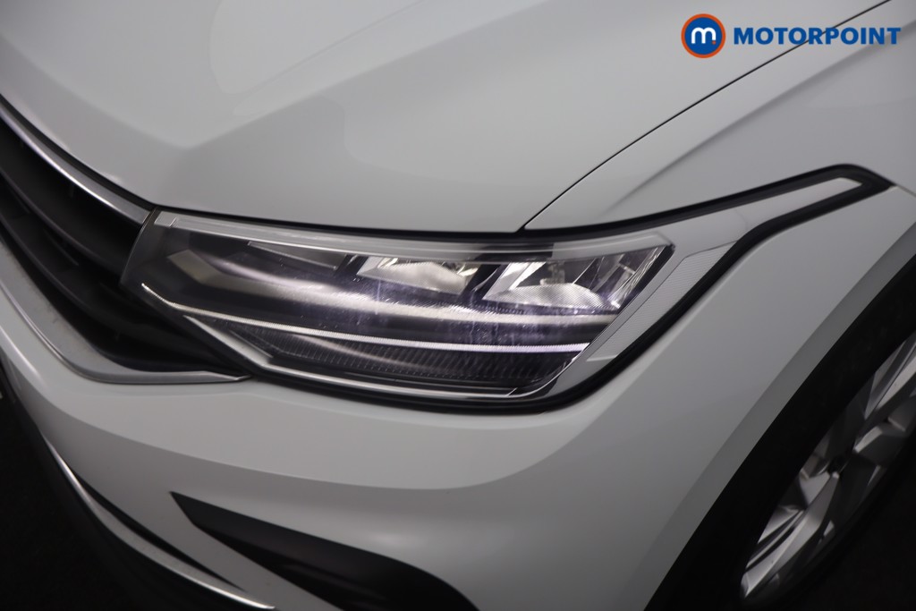 Volkswagen Tiguan Life Automatic Petrol SUV - Stock Number (1660269) - 25th supplementary image