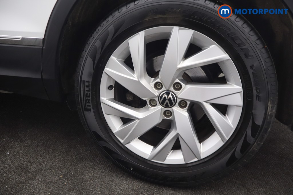 Volkswagen Tiguan Life Automatic Petrol SUV - Stock Number (1660269) - 28th supplementary image