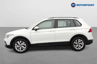 Volkswagen Tiguan Life Automatic Petrol SUV - Stock Number (1660269) - Passenger side