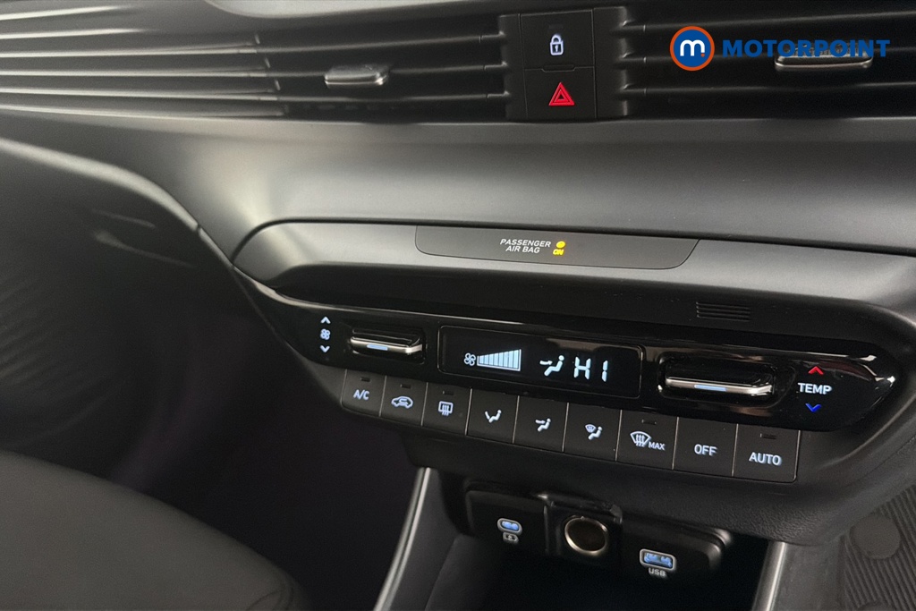 Hyundai I20 Premium Automatic Petrol Hatchback - Stock Number (1660375) - 12th supplementary image