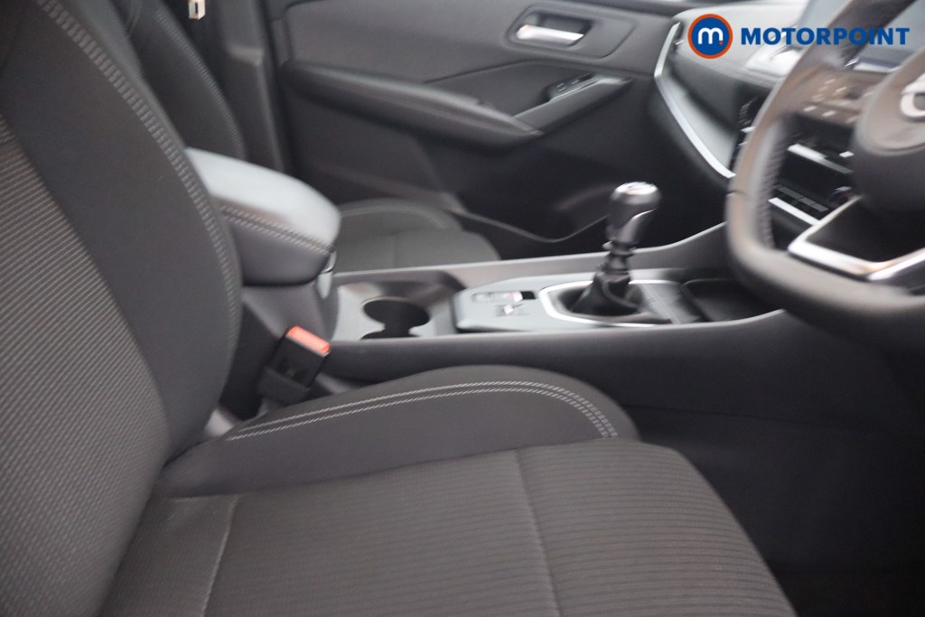 Nissan Qashqai Acenta Premium Manual Petrol SUV - Stock Number (1660461) - 11th supplementary image