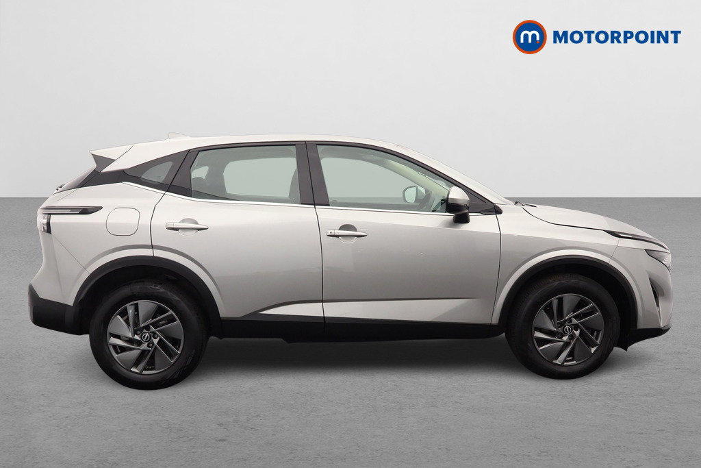 Nissan Qashqai Acenta Premium Manual Petrol SUV - Stock Number (1660461) - Drivers side