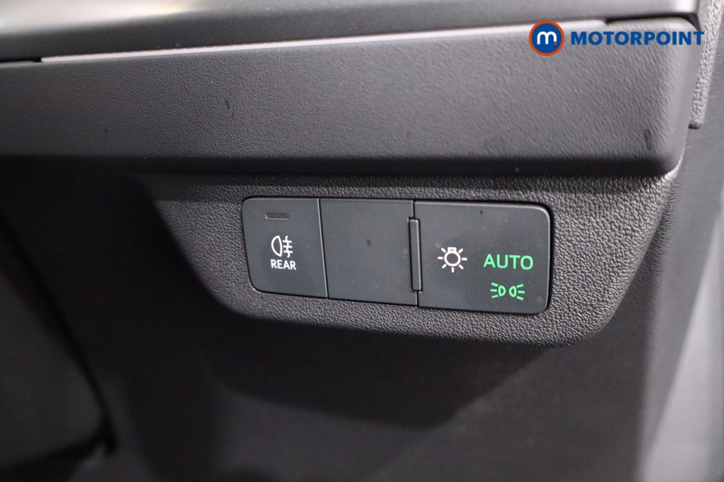 Audi Q4 Sport Automatic Electric SUV - Stock Number (1660495) - 17th supplementary image