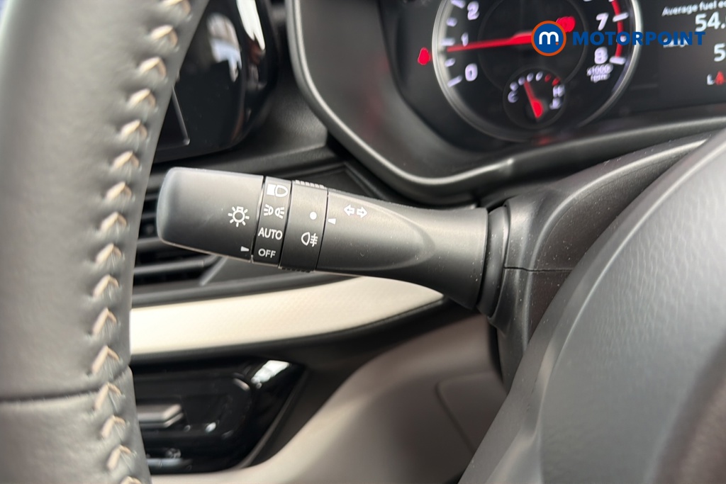 Suzuki Swift Motion Manual Petrol Hatchback - Stock Number (1660751) - 5th supplementary image