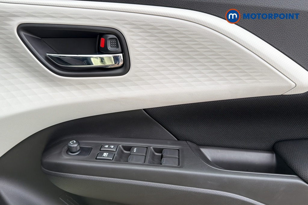 Suzuki Swift Motion Manual Petrol Hatchback - Stock Number (1660751) - 19th supplementary image