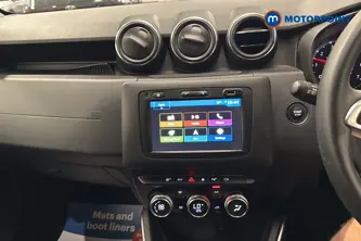 Dacia Duster Prestige Manual Petrol SUV - Stock Number (1629458) - 1st supplementary image