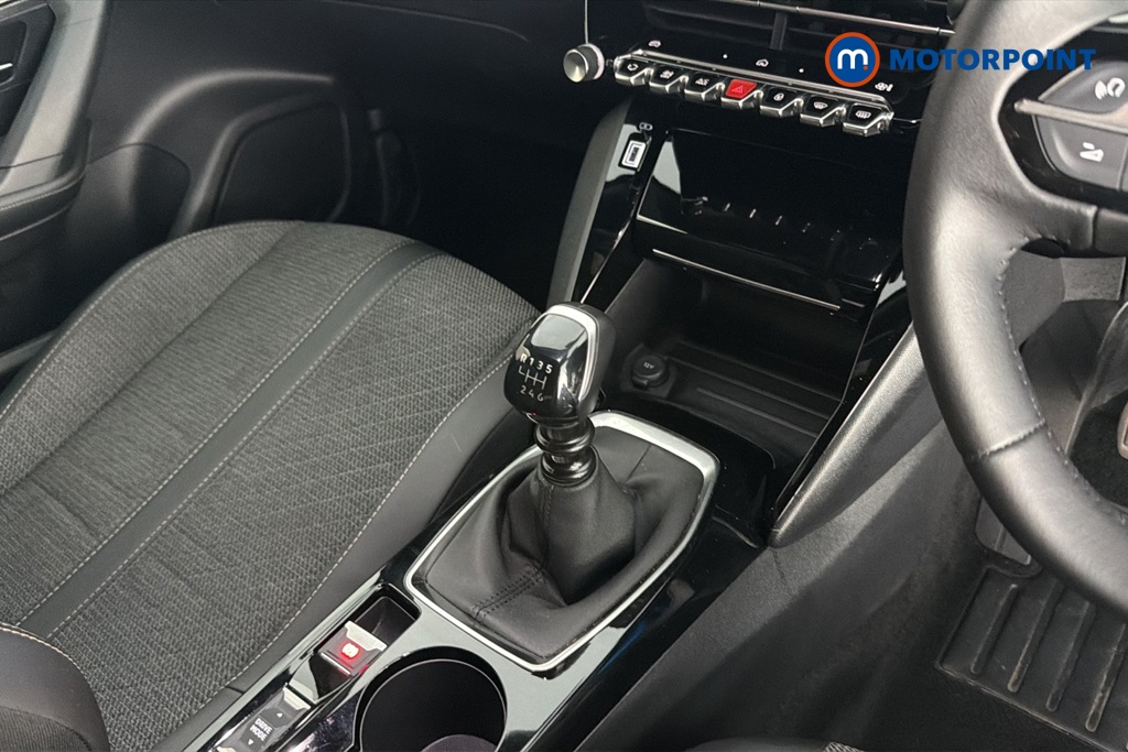 Peugeot 2008 Allure Manual Petrol SUV - Stock Number (1645375) - 15th supplementary image