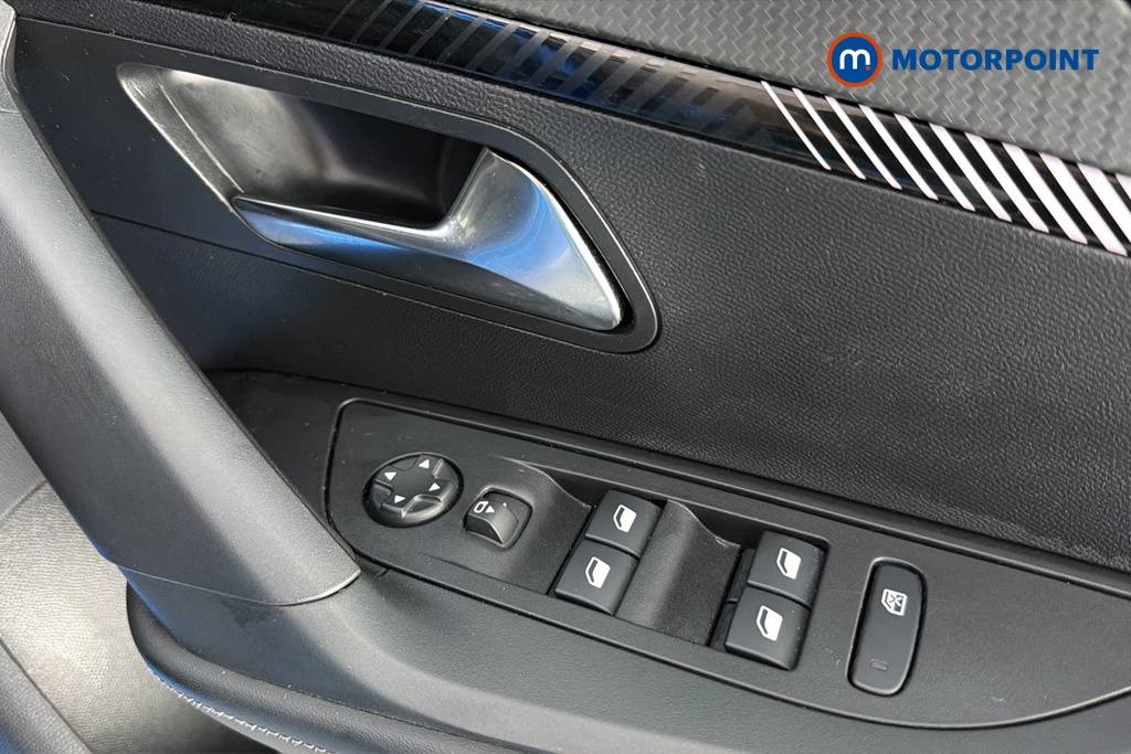 Peugeot 2008 Allure Manual Petrol SUV - Stock Number (1645375) - 19th supplementary image