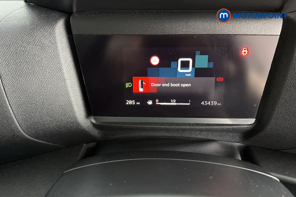 Citroen C4 YOU Manual Petrol Hatchback - Stock Number (1654790) - 7th supplementary image