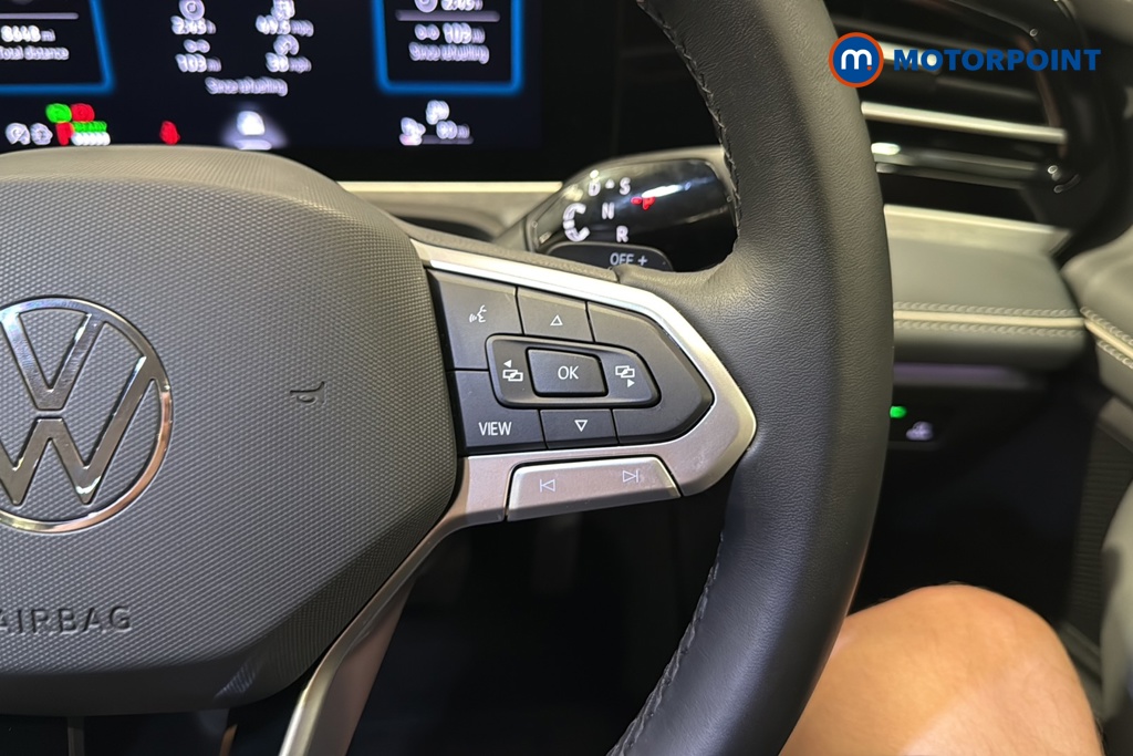 Volkswagen Passat Life Automatic Petrol Plug-In Hybrid Estate - Stock Number (1656627) - 3rd supplementary image