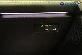 Volkswagen Passat Life Automatic Petrol Plug-In Hybrid Estate - Stock Number (1656627) - 11th supplementary image