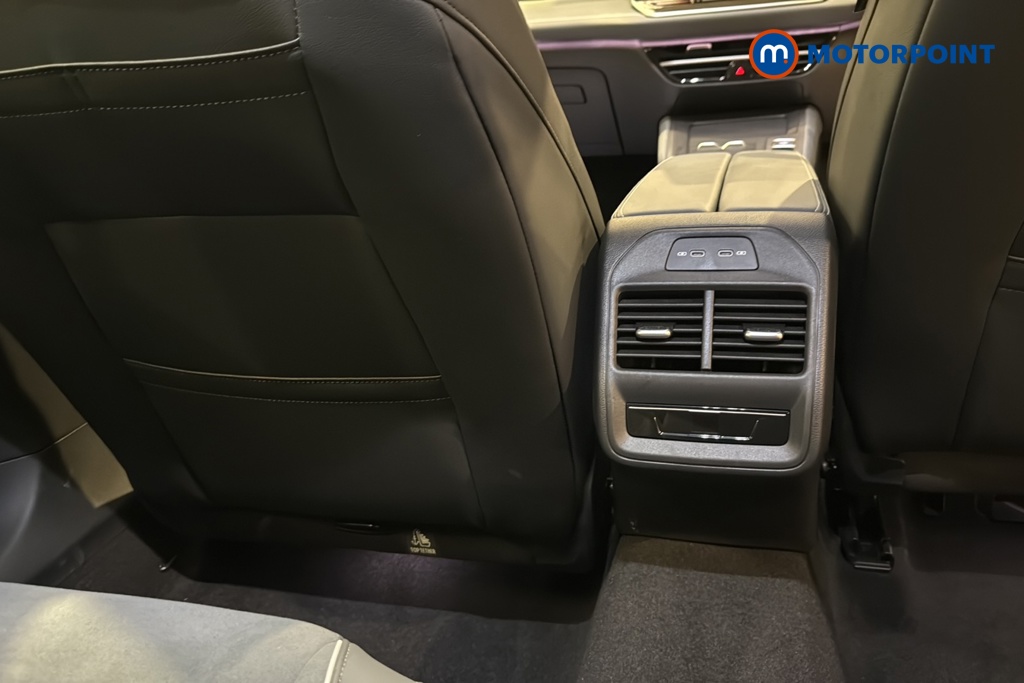 Volkswagen Passat Life Automatic Petrol Plug-In Hybrid Estate - Stock Number (1656627) - 28th supplementary image