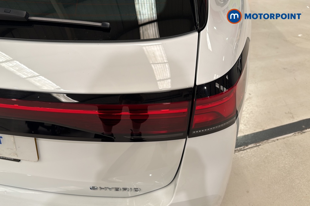 Volkswagen Passat Life Automatic Petrol Plug-In Hybrid Estate - Stock Number (1656627) - 36th supplementary image